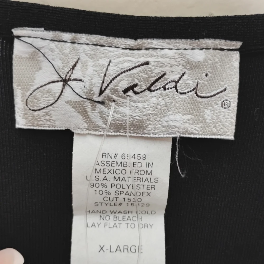 NWT J. Valdi Black Swim Cover-Up - XL